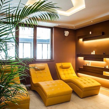 Amira Boutique Hotel Bansko Eksteriør billede A relaxation room at a spa