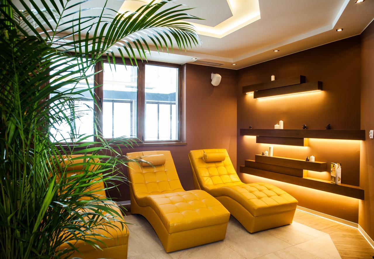 Amira Boutique Hotel Bansko Eksteriør billede A relaxation room at a spa